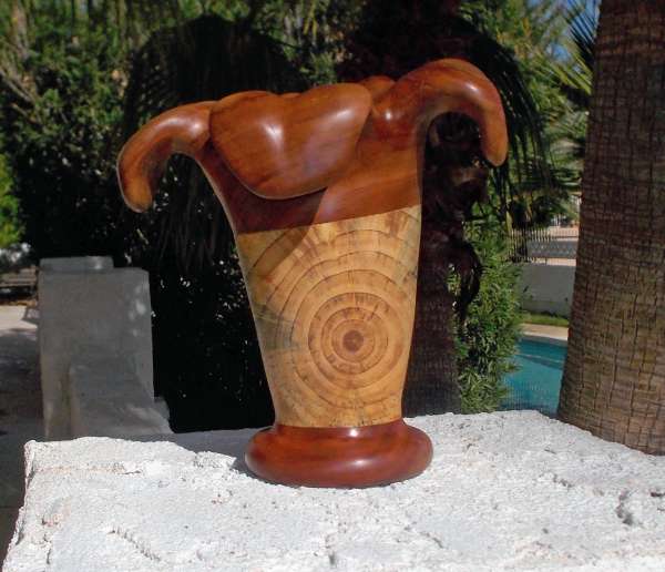 Haka Vase 2