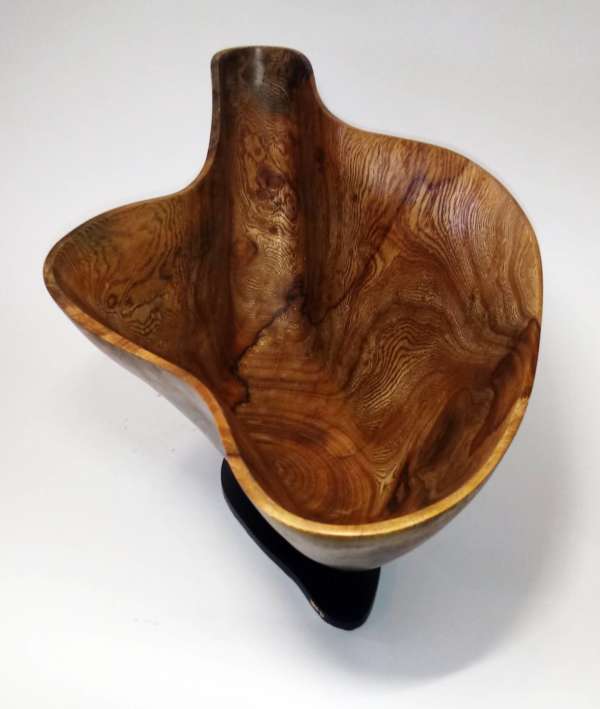 wavy wood hollow form